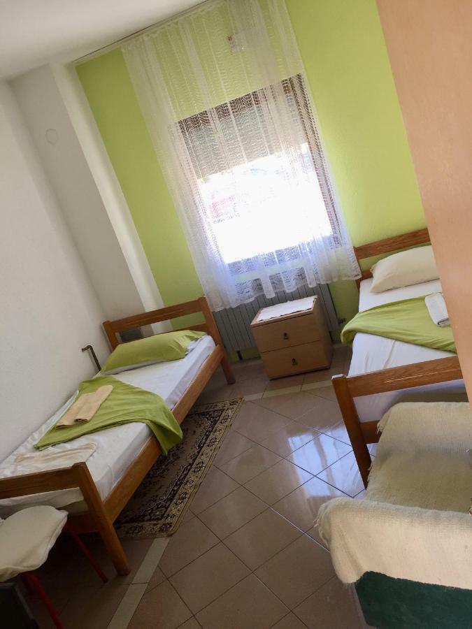 Hostel Lega House Осиек Экстерьер фото